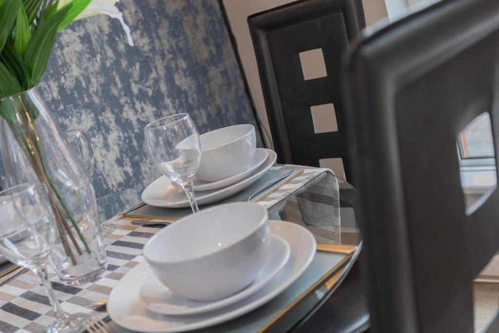 Beautiful Apartment In The Heart Of Belfast!! Eksteriør billede