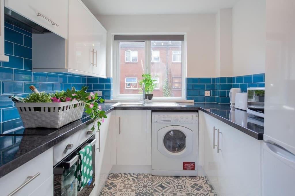 Beautiful Apartment In The Heart Of Belfast!! Eksteriør billede